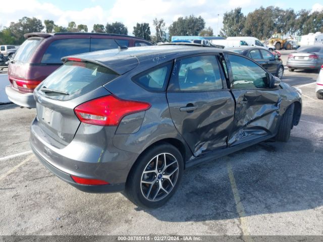 1FADP3M27JL217416 Ford FOCUS SEL
