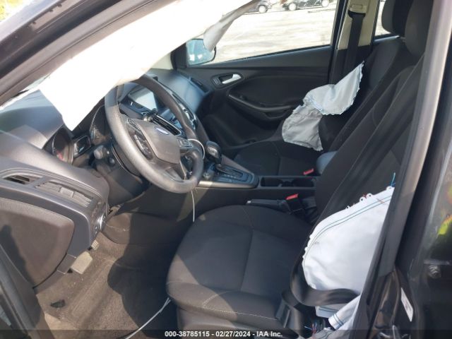 1FADP3M27JL217416 Ford FOCUS SEL