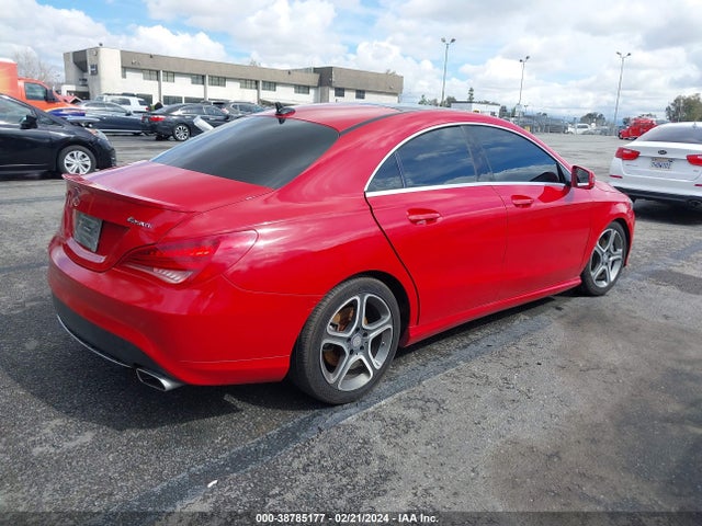 WDDSJ4GB9EN087353 Mercedes-Benz CLA 250 4MATIC