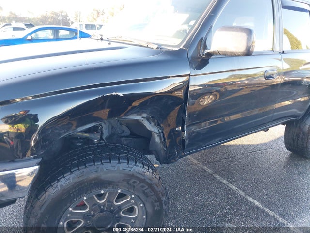 1999 TOYOTA 4RUNNER SR5 V6 VIN: JT3HN86R0X0214140