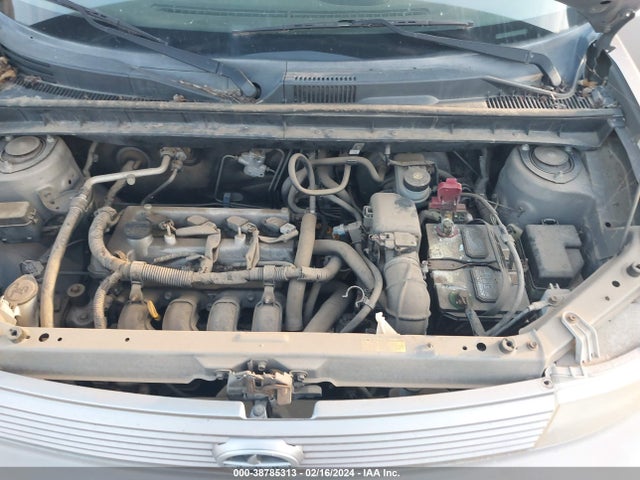 2004 SCION XB VIN: JTLKT334940155740