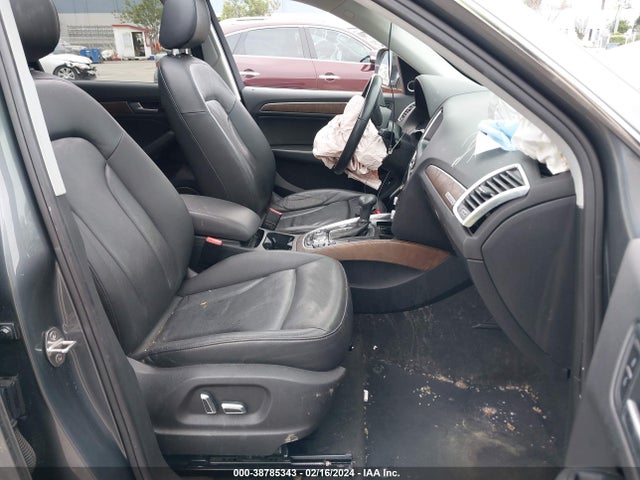 Audi Q5 2.0t Premium 2014 WA1LFAFPXEA013601 Image 5