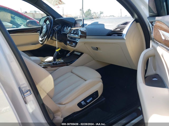 5UXTR9C55KLP76476 BMW X3 Xdrive30i