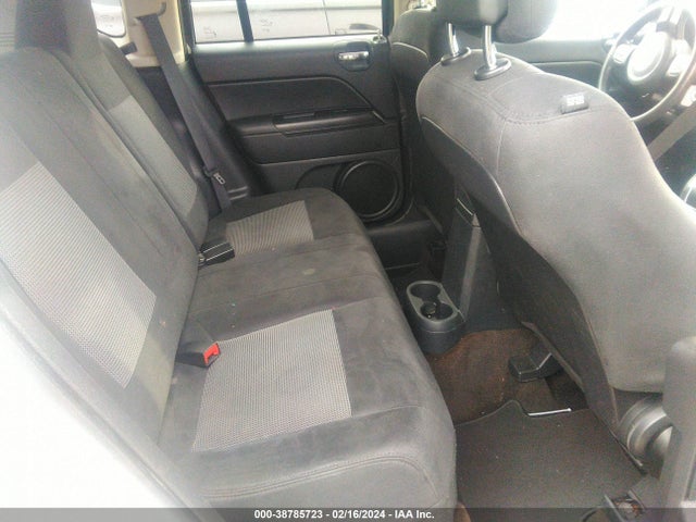 Jeep Compass Sport 2016 1C4NJCBA4GD600436 Image 8