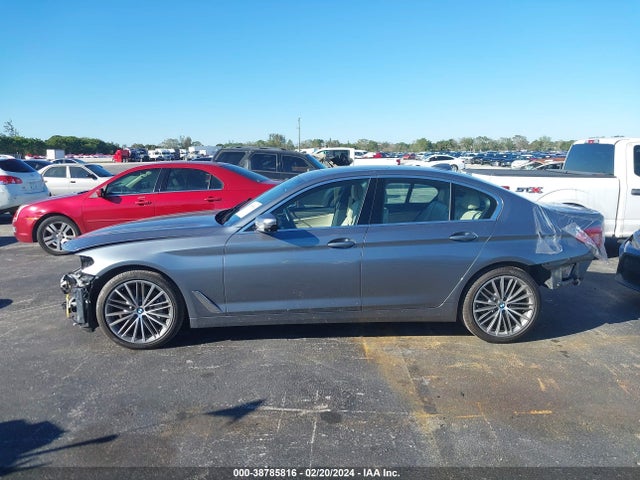 BMW 540i Xdrive 2019 WBAJE7C58KWD53852 Image 14
