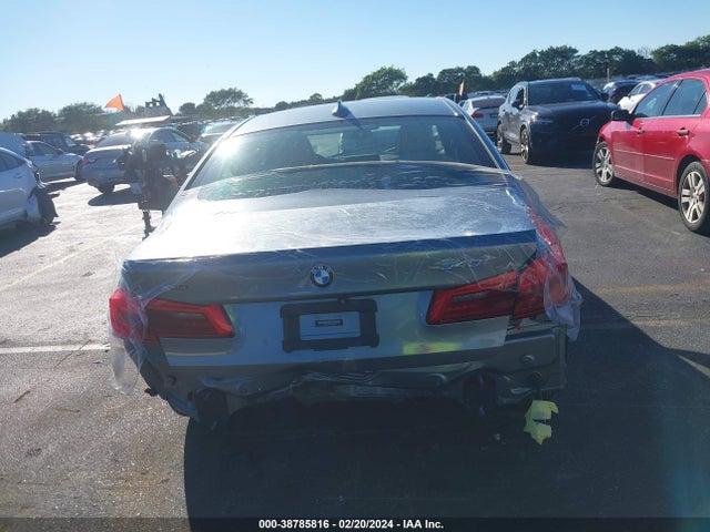 BMW 540i Xdrive 2019 WBAJE7C58KWD53852 Image 16