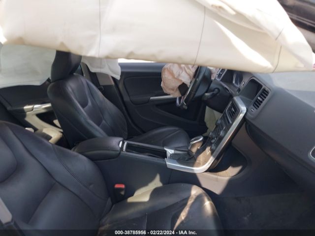 YV1612TB7F2316891 Volvo S60 T5 Premier