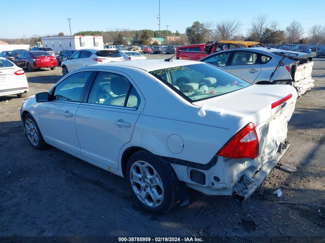 2010 FORD FUSION SE VIN: 3FAHP0HA5AR354633
