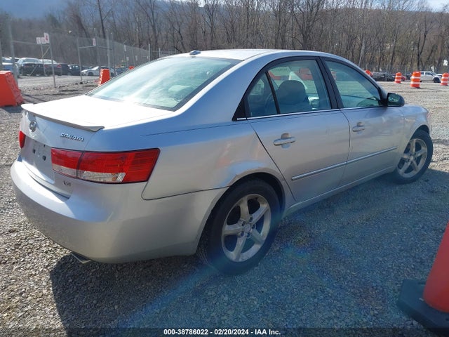 2008 HYUNDAI SONATA LIMITED V6/SE V6 VIN: 5NPEU46F28H387274
