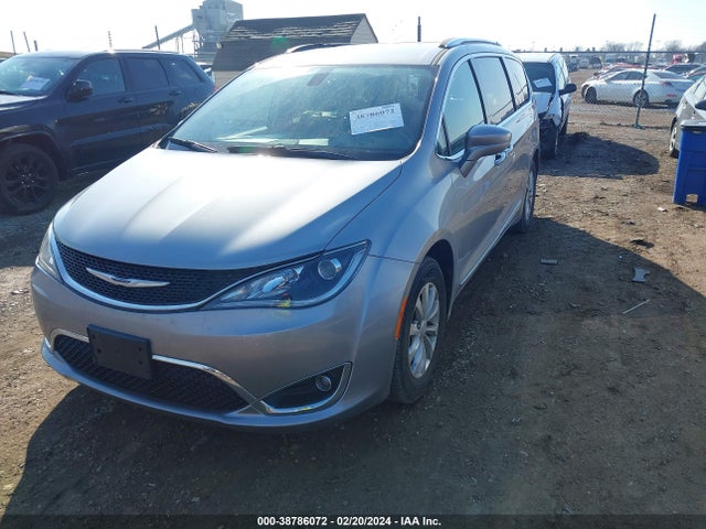 2C4RC1BG0KR731020 Chrysler Pacifica Touring L