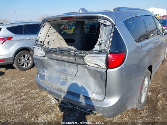 2C4RC1BG0KR731020 Chrysler Pacifica Touring L