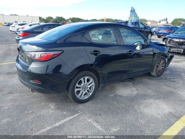 3MYDLBYV0JY305804 Toyota YARIS IA