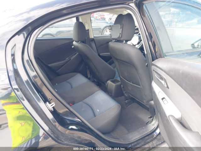 3MYDLBYV0JY305804 Toyota YARIS IA