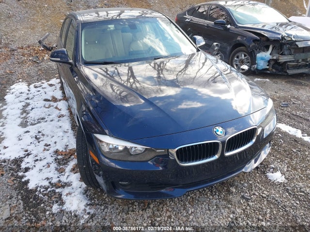BMW 328i Xdrive 2015 WBA3B3C50FF546753 Image 13