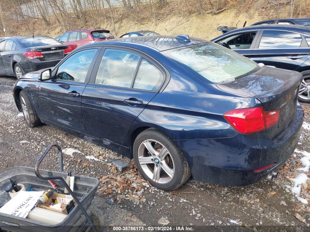 BMW 328i Xdrive 2015 WBA3B3C50FF546753 Image 3