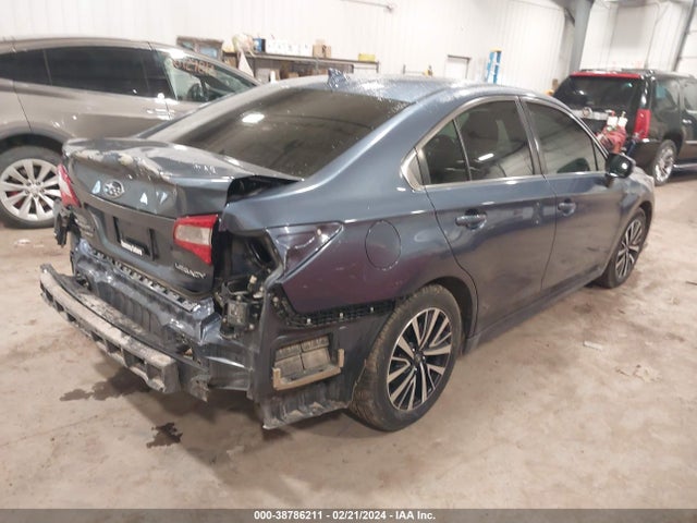 Subaru Legacy 2.5i Premium 2018 4S3BNAF67J3029619 Image 4