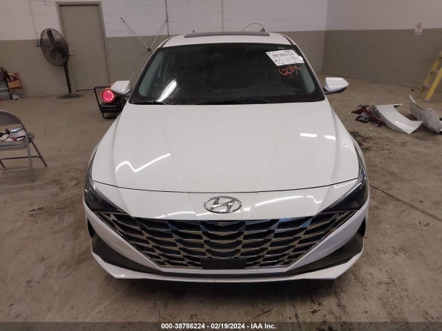 Hyundai Elantra Limited 2023 5NPLP4AG0PH117151 Image 13