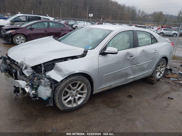 Chevrolet MALIBU 1LT 2015 1G11C5SL9FF197572 Image 2