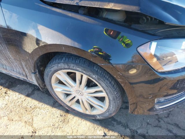 3VWCA7AU5FM505684 Volkswagen Golf Sportwagen Tdi Se 4-door