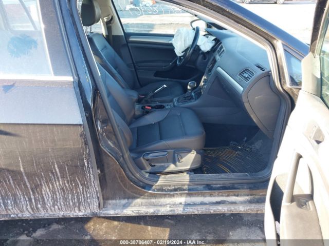 3VWCA7AU5FM505684 Volkswagen Golf Sportwagen Tdi Se 4-door