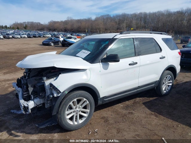 Ford Explorer 2015 1FM5K8B84FGB13608 Image 2