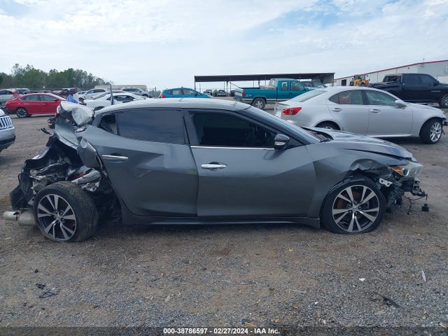 Nissan Maxima 3.5 Platinum 2017 1N4AA6AP2HC437840 Image 13