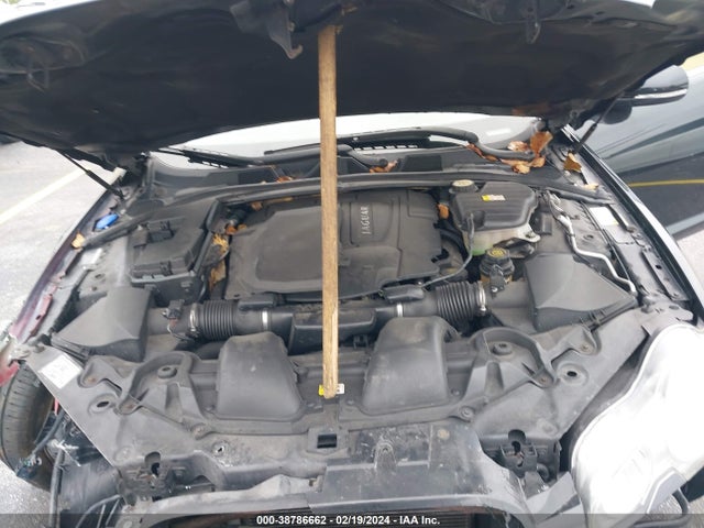 2010 JAGUAR XF SAJWA0GB0ALR77266 Photo 9