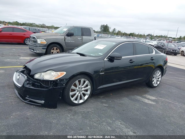 2010 JAGUAR XF SAJWA0GB0ALR77266 Photo 1