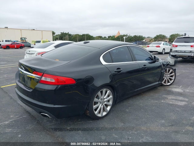 2010 JAGUAR XF SAJWA0GB0ALR77266 Photo 3