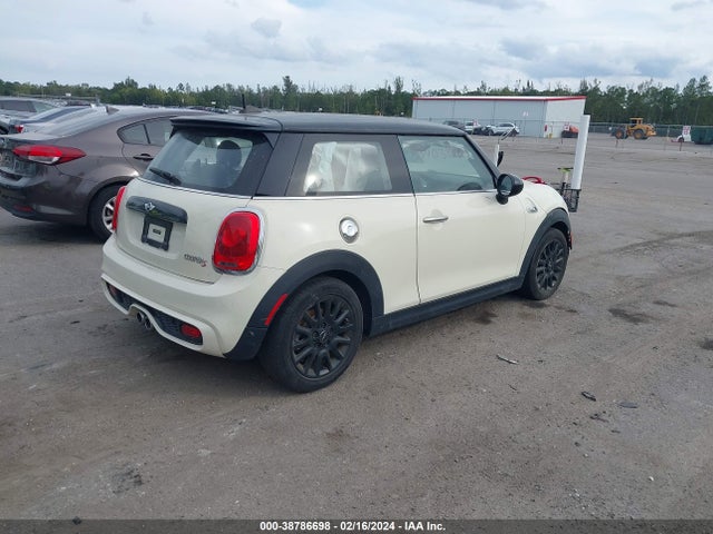 2018 MINI HARDTOP WMWXP7C56J3C62146 Photo 3