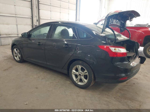 Ford FOCUS SE 2014 1FADP3F22EL441504 Image 3