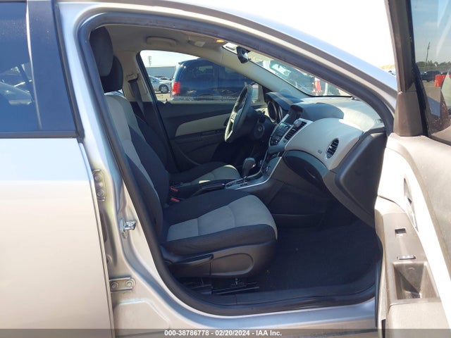 2016 CHEVROLET CRUZE LIMITED LS AUTO VIN: 1G1PC5SH3G7213699