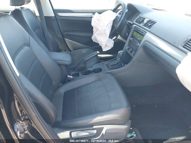 Volkswagen Passat 1.8t Wolfsburg Edition 2014 1VWAT7A3XEC067396 Image 5