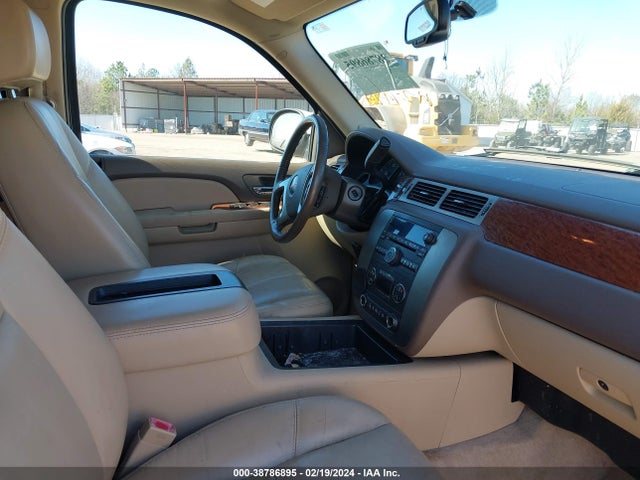 38786895 :رقم المزاد ، 1GKFK16387J163080 vin ، 2007 Gmc Yukon Xl 1500 Slt مزاد بيع