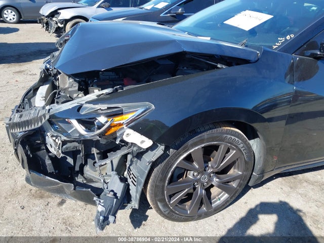 Nissan Maxima 3.5 Platinum 2017 1N4AA6AP2HC428913 Image 20