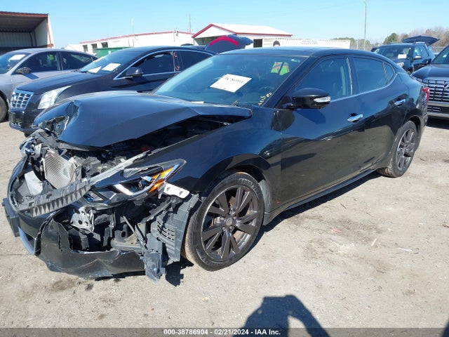 Nissan Maxima 3.5 Platinum 2017 1N4AA6AP2HC428913 Image 2