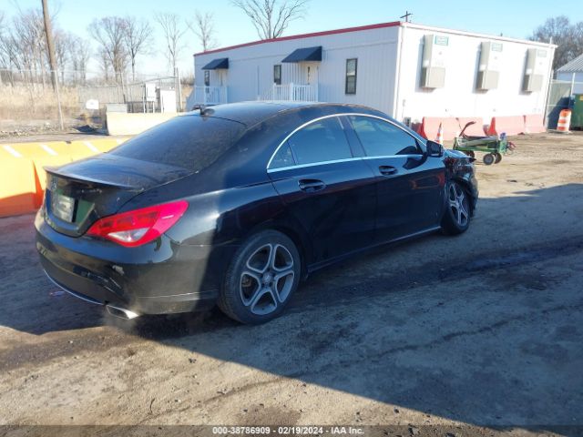 2014 MERCEDES-BENZ CLA 250 WDDSJ4EB6EN159743 Photo 3