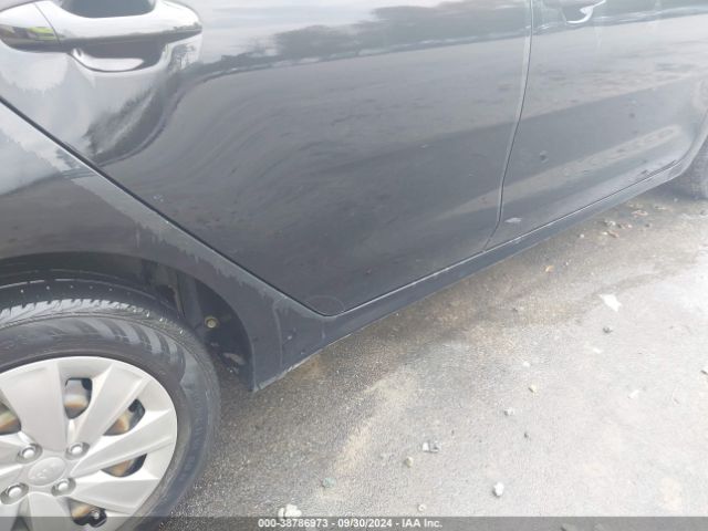 3KPA24AB0KE195159 KIA RIO S