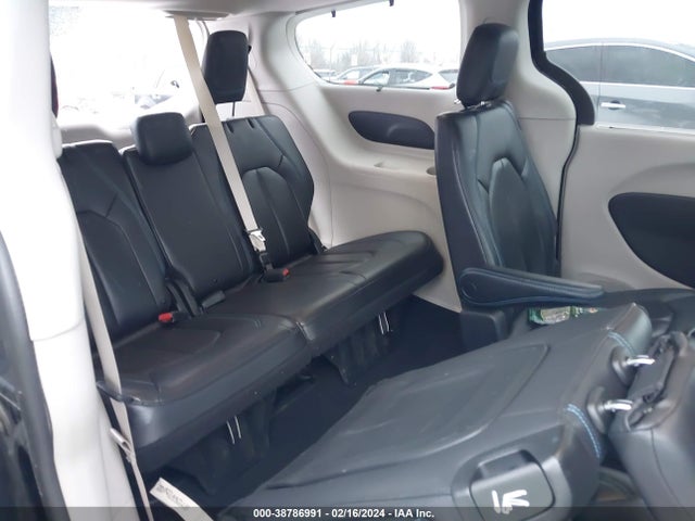 2C4RC1BG5MR589363 Chrysler Pacifica Touring L