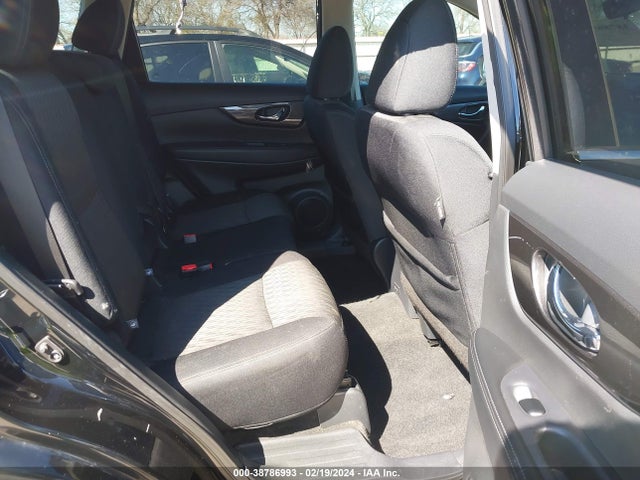 Nissan ROGUE SV 2019 5N1AT2MT7KC765182 Image 8