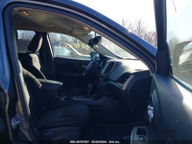 Jeep Cherokee Latitude 2016 1C4PJMCB2GW361415 Image 5