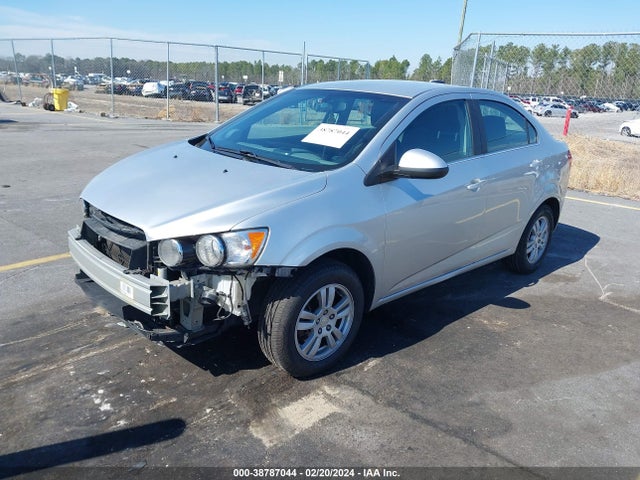 1G1JD5SH2F4152784 Chevrolet Sonic Lt Manual