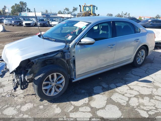 1VWAT7A38HC041898 Volkswagen Passat 1.8t S