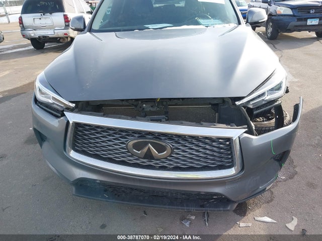 3PCAJ5M3XKF132920 Infiniti Qx50 Essential