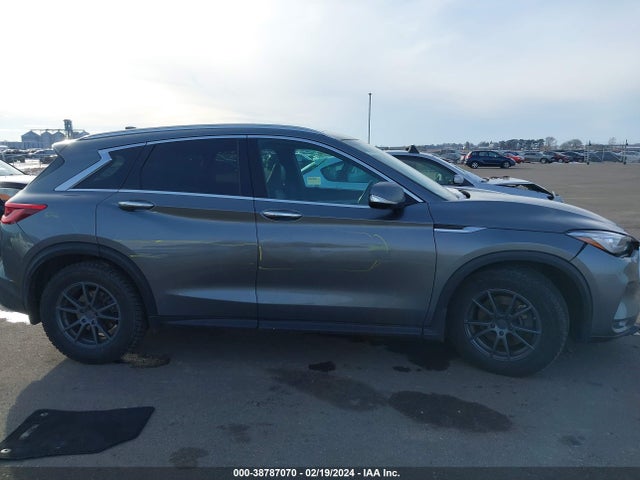 3PCAJ5M3XKF132920 Infiniti Qx50 Essential