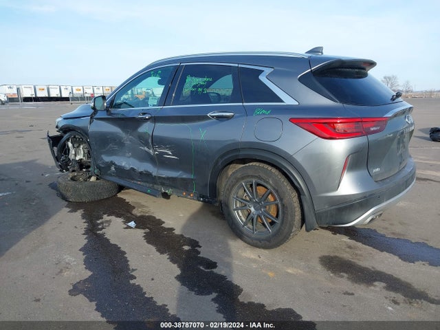 3PCAJ5M3XKF132920 Infiniti Qx50 Essential