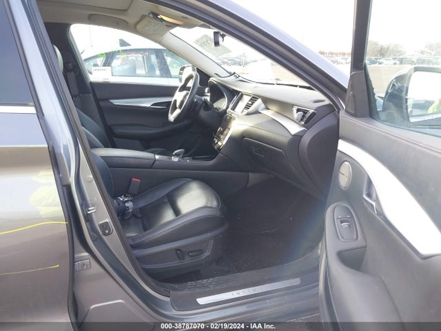 3PCAJ5M3XKF132920 Infiniti Qx50 Essential