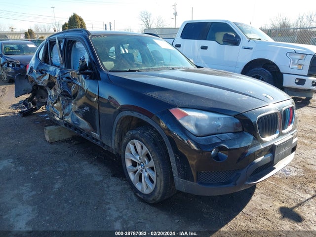 BMW X1 Xdrive28i 2014 WBAVL1C5XEVY18319 Image 1