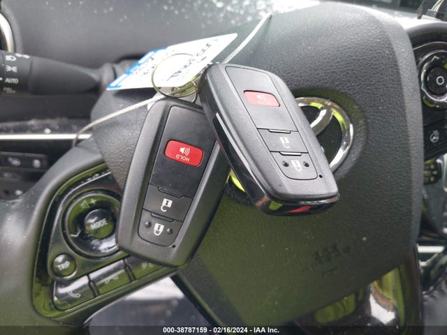 Toyota PRIUS XLE 2021 JTDKAMFU1M3139369 Image 11