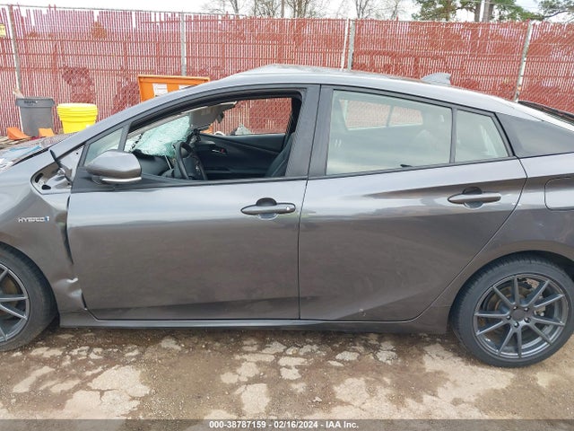 Toyota PRIUS XLE 2021 JTDKAMFU1M3139369 Image 14